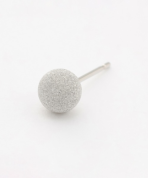 ESTELLE(エステール)の「プラチナ ピアス(5mm) ESTELLE/エステール(ピアス(両耳用)・レディース・プラチナム・-)」の4枚目の写真