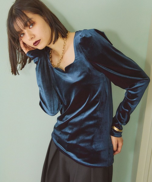 ELLEgirl（エルガール）の「配色ベロアパフスリーブトップス（Tシャツ/カットソー・レディース・ネイビー/ピンク・FREE）」の4枚目の写真