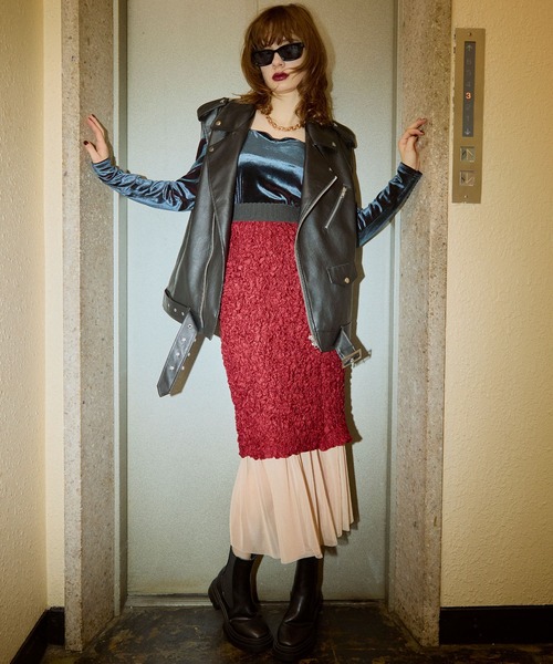 ELLEgirl（エルガール）の「配色ベロアパフスリーブトップス（Tシャツ/カットソー・レディース・ネイビー/ピンク・FREE）」の11枚目の写真