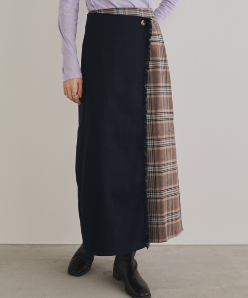 Unitage（ユニテージ）の「チェックコンビラップスカート（スカート・レディース・オレンジ/ブルー/ダークブラウン/ネイビー・FREE）」の12枚目の写真