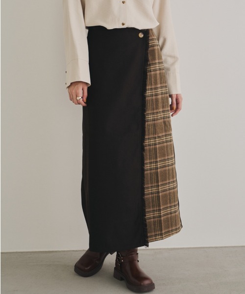 Unitage（ユニテージ）の「チェックコンビラップスカート（スカート・レディース・オレンジ/ブルー/ダークブラウン/ネイビー・FREE）」の15枚目の写真