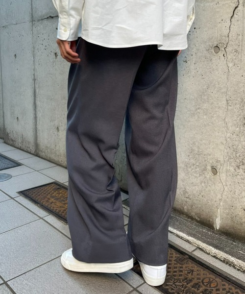 CIAOPANIC(チャオパニック)の「【ZOZO限定】ワンタックイージーワイドパンツ(その他パンツ・メンズ・チャコールグレー/グレイッシュベージュ/ブラック・S/XS/XL/M/L)」の12枚目の写真