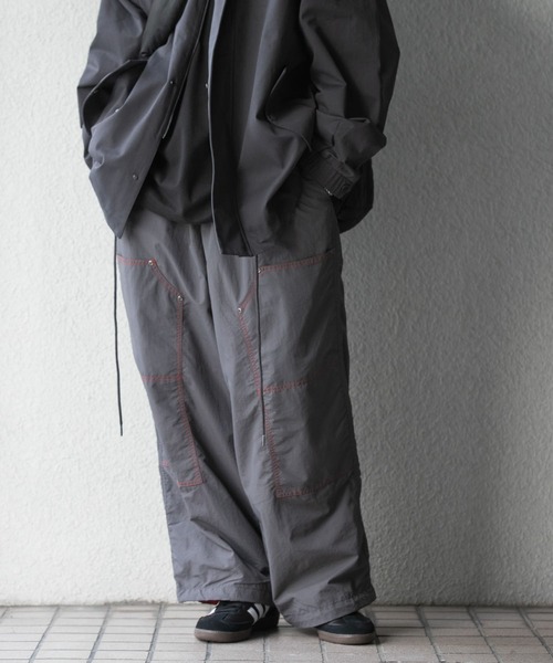 SENSE OF PLACE by URBAN RESEARCH（センスオブプレイスバイアーバンリサーチ）の「ツートーンダブルニーパンツ（その他パンツ・メンズ・ブラック/チャコールグレー・MEDIUM/LARGE）」の2枚目の写真