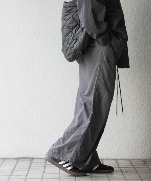 SENSE OF PLACE by URBAN RESEARCH（センスオブプレイスバイアーバンリサーチ）の「ツートーンダブルニーパンツ（その他パンツ・メンズ・ブラック/チャコールグレー・MEDIUM/LARGE）」の13枚目の写真