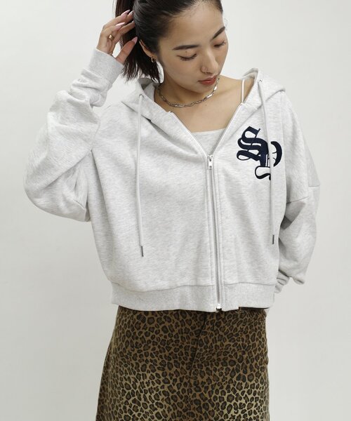 WHO'S WHO gallery（フーズフーギャラリー）の「【SLOPPY/スロッピー】刺繍ロゴジップパーカー（パーカー・レディース・グレー/チャコールグレー/ネイビー/ライトグレー・FREE）」の8枚目の写真