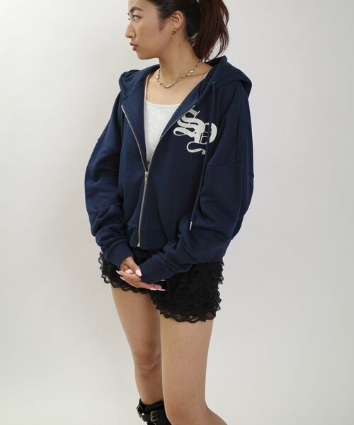 WHO'S WHO gallery（フーズフーギャラリー）の「【SLOPPY/スロッピー】刺繍ロゴジップパーカー（パーカー・レディース・グレー/チャコールグレー/ネイビー/ライトグレー・FREE）」の18枚目の写真