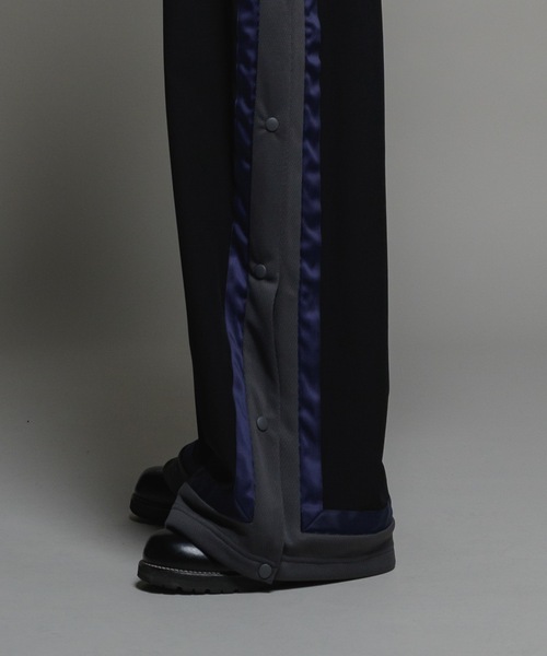 CASPER JOHN（キャスパージョン）の「Baggy track pants/バギートラックパンツ（その他パンツ・メンズ・ホワイト/ブルー/ブラック・LARGE/MEDIUM/SMALL/X-SMALL）」の10枚目の写真