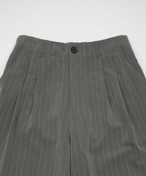 INTER FACTORY（インターファクトリー）の「はなのきえり - ルーズピンストライプスラックスパンツ made in INTERFACTORY（スラックス・レディース・ネイビー/グレー・MEDIUM/SMALL）」の22枚目の写真