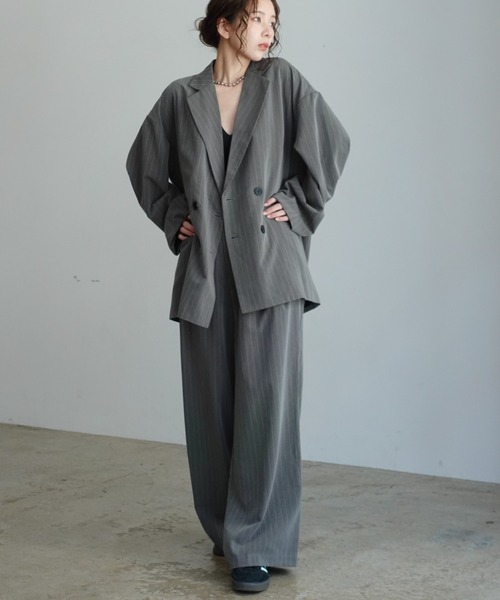 INTER FACTORY（インターファクトリー）の「はなのきえり - ルーズピンストライプスラックスパンツ made in INTERFACTORY（スラックス・レディース・ネイビー/グレー・MEDIUM/SMALL）」の8枚目の写真