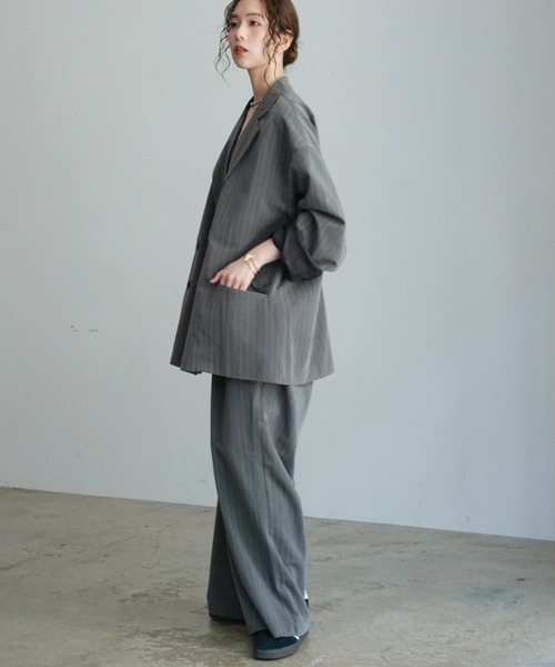 INTER FACTORY（インターファクトリー）の「はなのきえり - ルーズピンストライプスラックスパンツ made in INTERFACTORY（スラックス・レディース・ネイビー/グレー・MEDIUM/SMALL）」の9枚目の写真