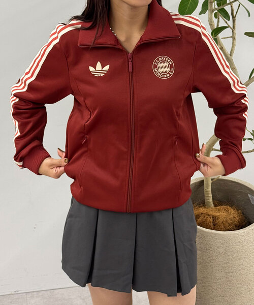 adidas（アディダス）の「【adidas/アディダス】FBLI トラックトップ（ブルゾン・レディース・ネイビー/ホワイト/レッド/ブラック・SMALL/X-LARGE）」の4枚目の写真