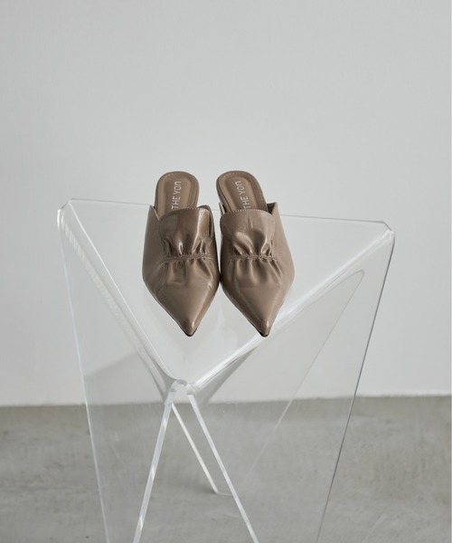 セール】シャーリングアクセントポインテッドトゥミュール（パンプス