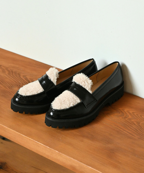 Au BANNISTER（オゥバニスター）の「【販売店舗限定】軽量 厚底ローファー（ローファー・レディース・ブラック/アイボリー/ブラック系その他/ブラック系その他2/ブラック系その他3・35/37/38/39/36）」の5枚目の写真