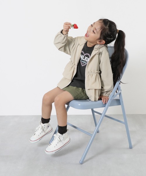 devirock(デビロック)の「撥水 ナイロン フードが取り外せる フリル ウインドブレーカー(ナイロンジャケット・キッズ・アイボリー/ピンクベージュ/スミクロ・100cm/110cm/120cm/130cm/140cm/150cm/160cm)」の17枚目の写真