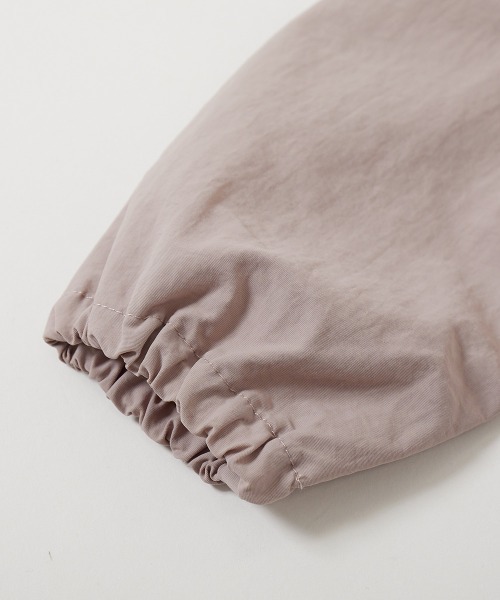 devirock(デビロック)の「撥水 ナイロン フードが取り外せる フリル ウインドブレーカー(ナイロンジャケット・キッズ・アイボリー/ピンクベージュ/スミクロ・100cm/110cm/120cm/130cm/140cm/150cm/160cm)」の8枚目の写真