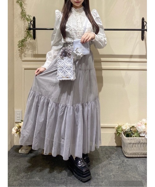 Maison de FLEUR（メゾンドフルール）の「チュールフラワーフリルミニショルダートートバッグ（ショルダーバッグ・レディース・ブルー系その他7/ピンクベージュ・FREE）」の18枚目の写真