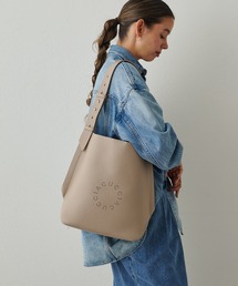IACUCCI｜イアクッチのショルダーバッグ（ベージュ系）通販