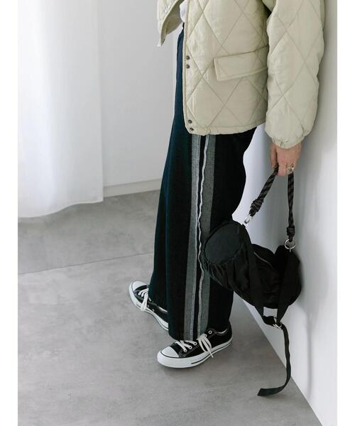 Samansa Mos2 blue（サマンサモスモスブルー）の「◎切替デニムパンツ（その他パンツ・レディース・ネイビー/ブラック・F）」の17枚目の写真