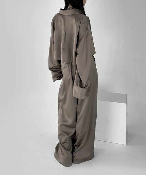 LVEU.（ラブユ.）の「【LVEU.】サテンタックワイドパンツ / ボトムス パンツ ワイド タック サテン クロップド セットアップ 光沢感 モード ブラック グレー グレージュ（その他パンツ・レディース・グレー/ブラック/グレイッシュベージュ・FREE）」の17枚目の写真