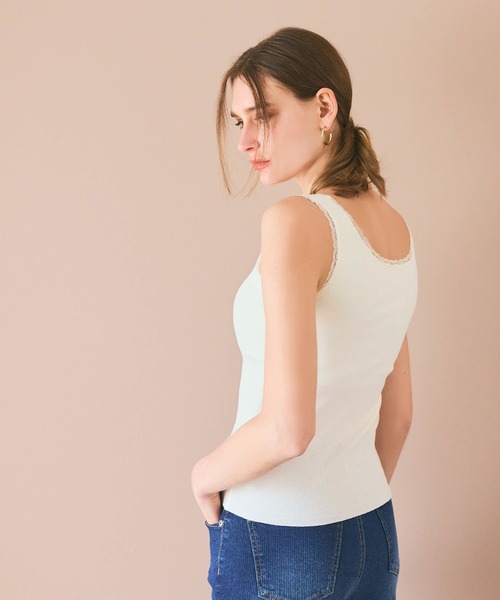 coca(coca)(コカ)の「【WEB限定セール】外で着られるブラトップス OUT BRA テレコリブレースタンクトップ(タンクトップ・レディース・チャコール/ブラック/ホワイト・S/L/M)」の9枚目の写真