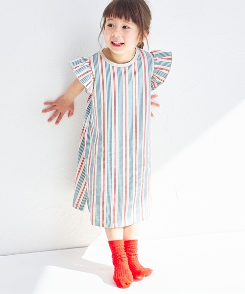 pairmanon(ペアマノン)の「【綿100%】【リンクコーデ】オリジナル総柄プリント 肩フリルTシャツワンピース(ワンピース・キッズ・ブルー系その他/ピンク系その他/ベージュ系その他/ブラック系その他・130/90/150/110/140/100/120)」の10枚目の写真