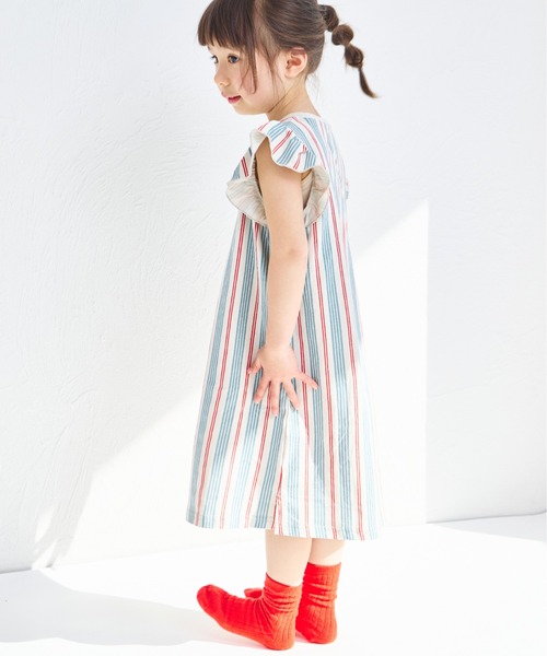 pairmanon(ペアマノン)の「【綿100%】【リンクコーデ】オリジナル総柄プリント 肩フリルTシャツワンピース(ワンピース・キッズ・ブルー系その他/ピンク系その他/ベージュ系その他/ブラック系その他・130/90/150/110/140/100/120)」の11枚目の写真