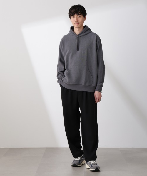 NANO universe(ナノユニバース)の「ブークレダンボールプルオーバーパーカー(パーカー・メンズ・グレー/ホワイト・L/M)」の14枚目の写真