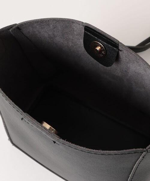 cepo(セポ)の「〈3way〉フェイクレザーショルダーバッグ ポーチ付き(ショルダーバッグ・レディース・ブラック/モカ/ブラウン・FREE)」の21枚目の写真