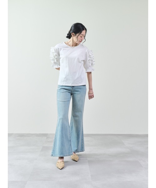 DOLLUPOOPS（ドールアップウップス）の「フリルモチーフスリーブトップス（Tシャツ/カットソー・レディース・オフホワイト/ブラック・38）」の3枚目の写真