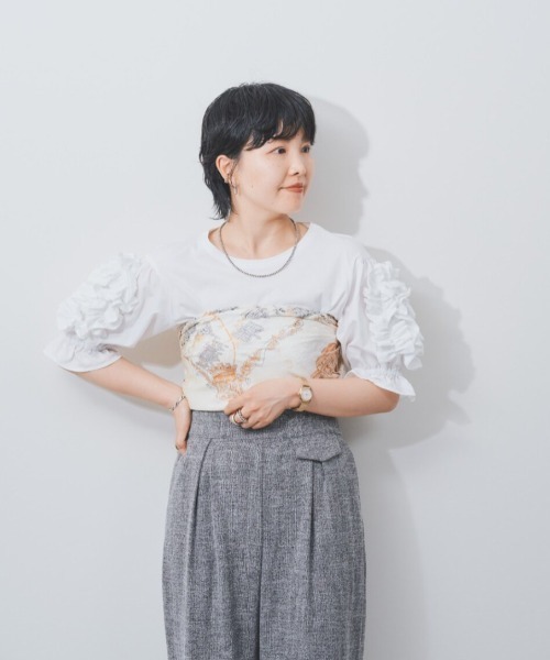 DOLLUPOOPS（ドールアップウップス）の「フリルモチーフスリーブトップス（Tシャツ/カットソー・レディース・オフホワイト/ブラック・38）」の15枚目の写真