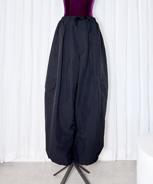 “O”NYLON WIDE カーゴパンツ