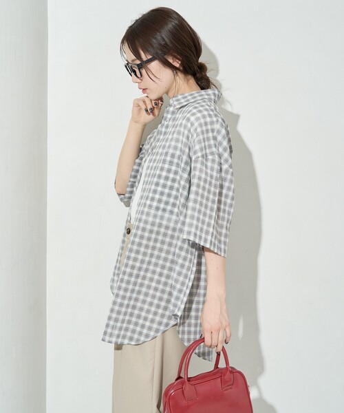 FREAK'S STORE（フリークスストア）の「限定展開　シアー チェック 半袖 シャツ（シャツ/ブラウス・レディース・オフホワイト/ブラック/サックスブルー/ネイビー・ﾌﾘ-）」の18枚目の写真