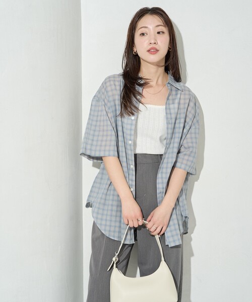 FREAK'S STORE（フリークスストア）の「限定展開　シアー チェック 半袖 シャツ（シャツ/ブラウス・レディース・オフホワイト/ブラック/サックスブルー/ネイビー・ﾌﾘ-）」の22枚目の写真