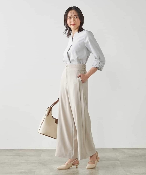 a.v.v(アーヴェヴェ)の「【洗える/ストレッチ】ベルテッドワイドストレートパンツ(スラックス・レディース・ブラック/ベージュ・38/40)」の19枚目の写真