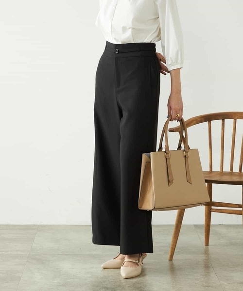a.v.v(アーヴェヴェ)の「【洗える/ストレッチ】ベルテッドワイドストレートパンツ(スラックス・レディース・ブラック/ベージュ・38/40)」の17枚目の写真