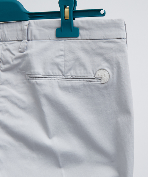 ENTRE AMIS（アントレ アミ）の「【entre amis】スリムフィット チノスラックス / 8188（チノパンツ・メンズ・グレー/ネイビー/ホワイト・29/30/31/32）」の8枚目の写真