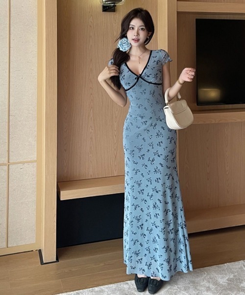 ワンピース ミディ丈 リボンデザイン Vネック 2カラー リボン付きミディ丈ワンピース - ライトブルー | ZARA Japan / 日本