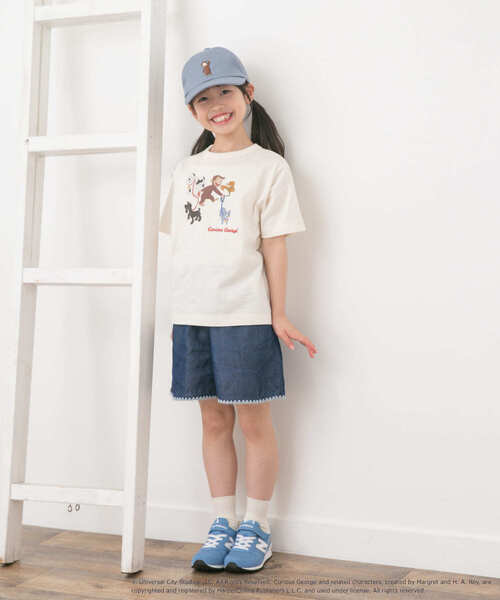 URBAN RESEARCH DOORS（アーバンリサーチドアーズ）の「『別注』おさるのジョージTシャツ(KIDS)（Tシャツ/カットソー・キッズ・アイボリー/ネイビー・105/120/135）」の5枚目の写真