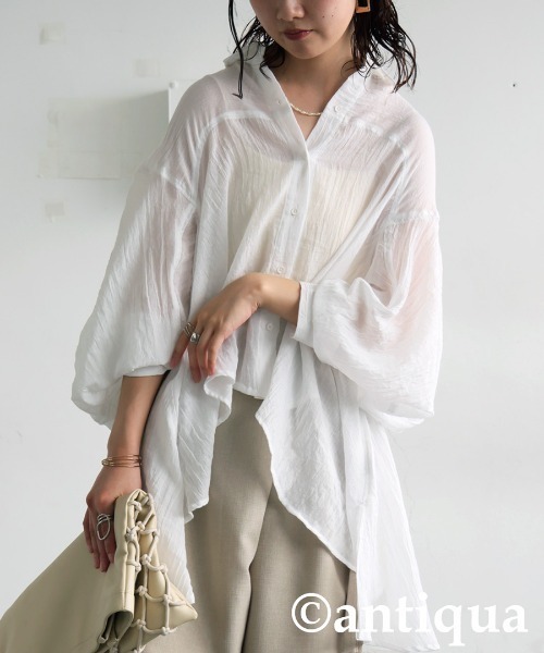 antiqua(アンティカ)の「フラッフィーガーゼシャツ(シャツ/ブラウス・レディース・ホワイト/ブラック・ONESIZE)」の2枚目の写真