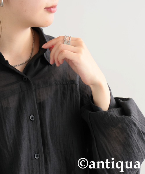 antiqua(アンティカ)の「フラッフィーガーゼシャツ(シャツ/ブラウス・レディース・ホワイト/ブラック・ONESIZE)」の9枚目の写真