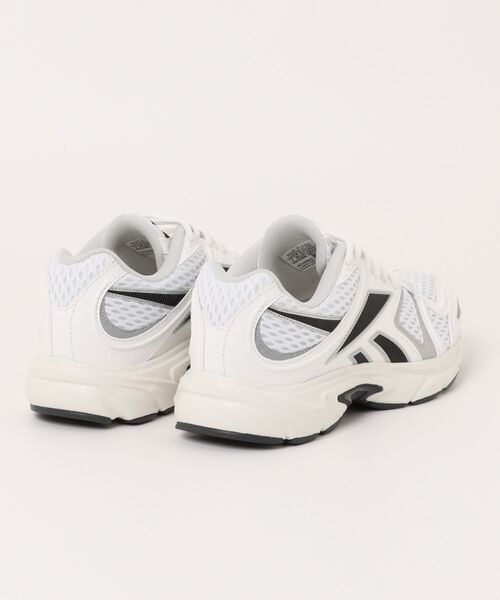 Scrap Book(スクラップブック)の「【Reebok】PREMIER ROAD PLUS VI(スニーカー・レディース・ホワイト・24/24.5)」の2枚目の写真