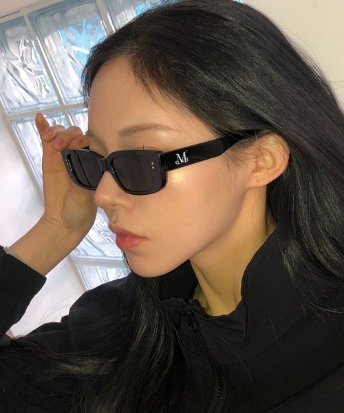 【MUCENT】SIGNATURE LOGO POINT SUNGLASSES★韓国人気★ MUSINSA | MUCENT Signature Logo Point Sunglasses Unisex
