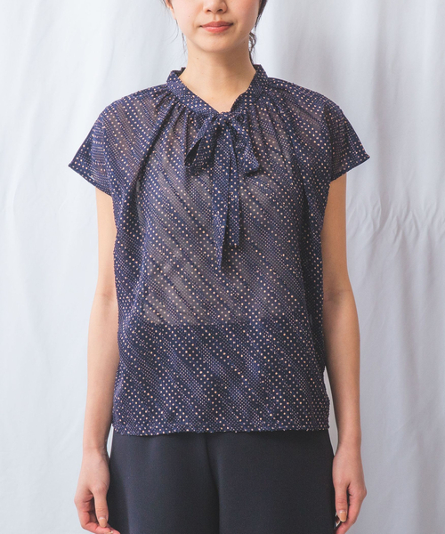NARACAMICIE（ナラカミーチェ）の「【NARACAMICIE】JQドットコンビカットソー（Tシャツ/カットソー・レディース・ブラウン/ネイビー・M/XL）」の6枚目の写真