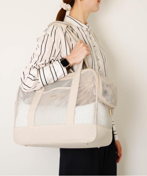 moncheri（モンシェリ）の「メッシュペットトートバッグ+冷感チェック柄ふんわりクッション付き（ペット用キャリーケース・レディース・ベージュ・M）」の7枚目の写真