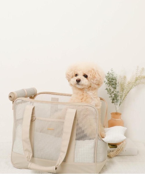 moncheri（モンシェリ）の「メッシュペットトートバッグ+冷感チェック柄ふんわりクッション付き（ペット用キャリーケース・レディース・ベージュ・M）」の17枚目の写真