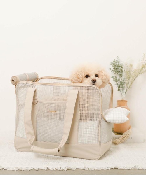 moncheri（モンシェリ）の「メッシュペットトートバッグ+冷感チェック柄ふんわりクッション付き（ペット用キャリーケース・レディース・ベージュ・M）」の18枚目の写真