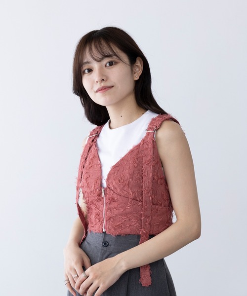 MAGASIN DE MODE Chou Chou(マガジンデモードシュシュ)の「【MAGASIN DE MODE Chou Chou】フリンジジャカードビスチェ レイヤード trc※(ベスト・レディース・ピンク/アイボリー/ブラック・FREE)」の5枚目の写真