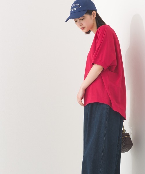 OMNES(オムネス)の「接触冷感ビッグシルエットプルオーバー半袖Tシャツ(Tシャツ/カットソー・レディース・アイボリー/ブラック/ブルー/レッド/ネイビー/ブラウン/ブルー系その他・FREE)」の17枚目の写真