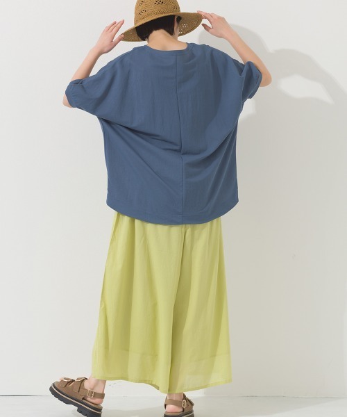 OMNES(オムネス)の「接触冷感ビッグシルエットプルオーバー半袖Tシャツ(Tシャツ/カットソー・レディース・アイボリー/ブラック/ブルー/レッド/ネイビー/ブラウン/ブルー系その他・FREE)」の21枚目の写真