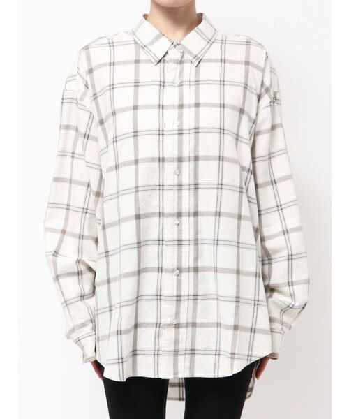GYDA（ジェイダ）の「Trad comfort checkシャツ（シャツ/ブラウス・レディース・オフホワイト/チャコールグレー/ベージュ・FREE）」の5枚目の写真